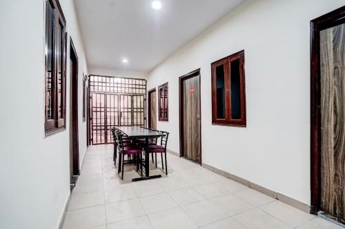Super OYO Townhouse Anmol Residency0