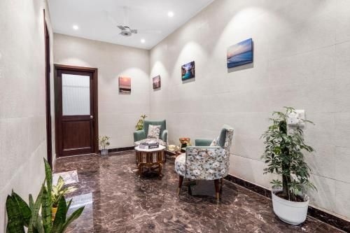โฮมลี เพนตากอน ห้องชุดหรูหราขนาดใหญ่ 5 ห้องนอน (Homlee - Pentagon 5 bhk super luxurious large flat)1