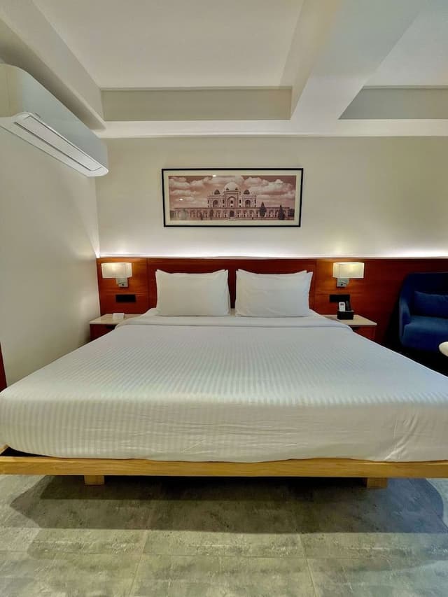 Superior Room, 1 King Bed, Non Smoking