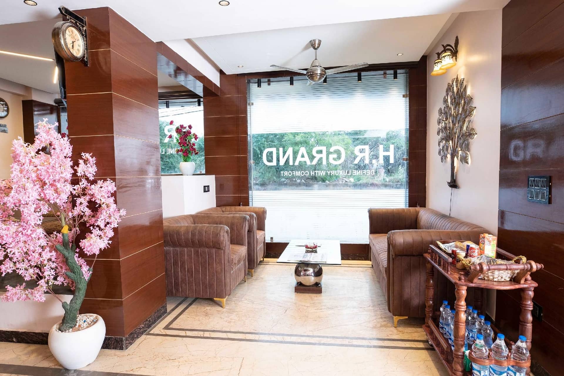 HR Grand Hotel HR Grand Hotel