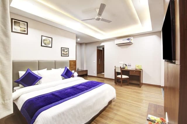 Royal Studio Suite