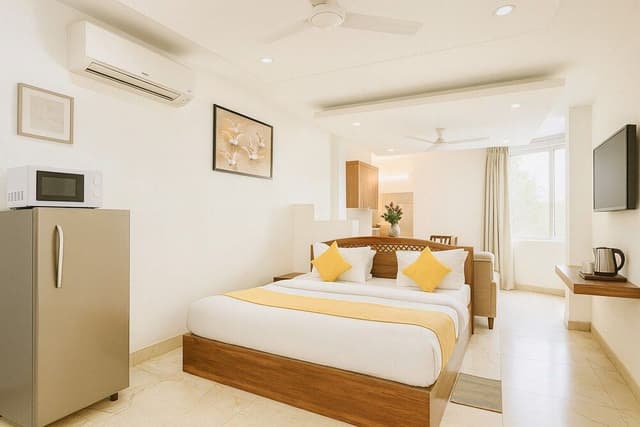 Deluxe Double Room, City View
