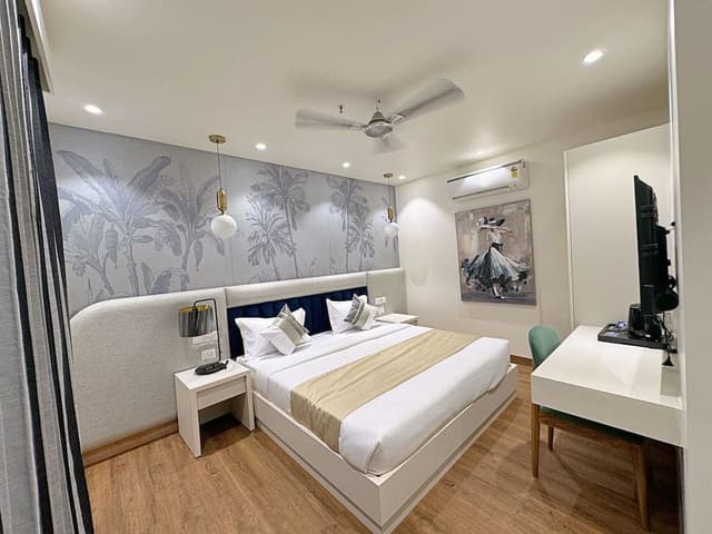Deluxe Double or Twin Room