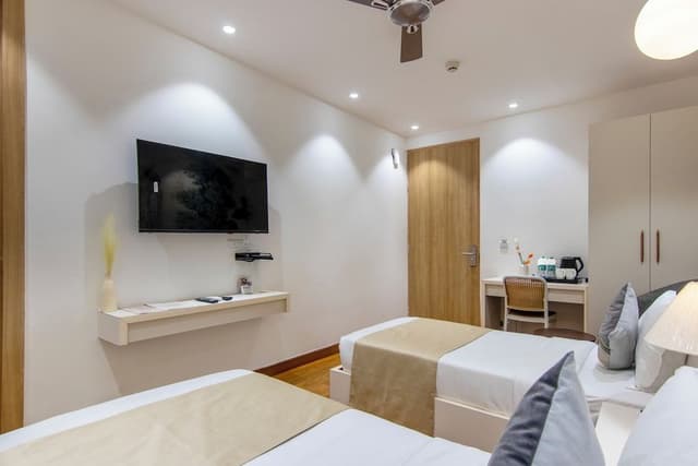 Standard Double or Twin Room, No Windows