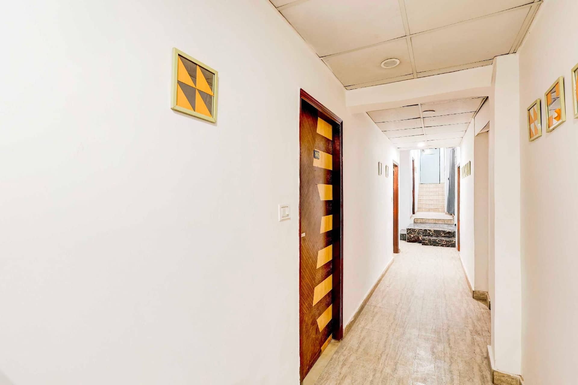 Hotel O East of Kailash Near Kailash Colony Metro Station Hotel O East of Kailash Near Kailash Colony Metro Station