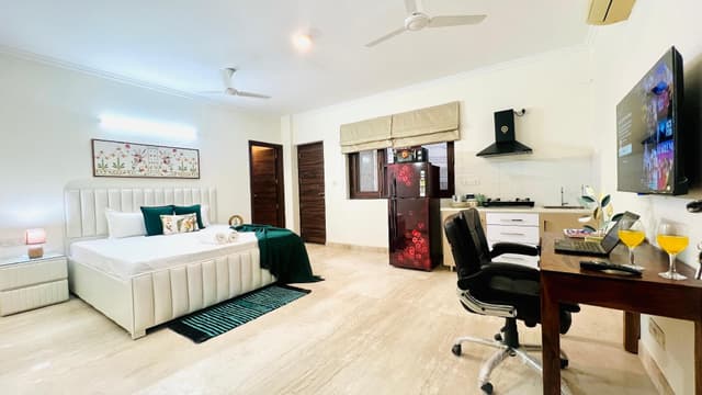Superior Studio