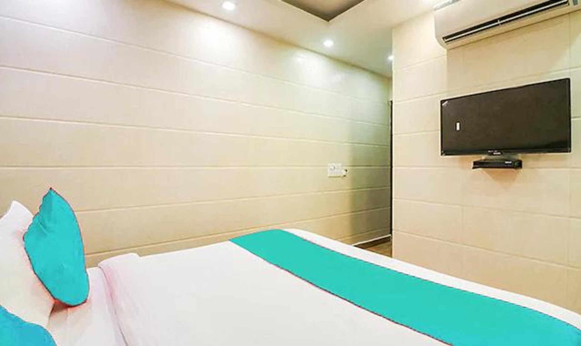 แฟ็บโฮเทล เดอะ ไฮท์ส (FabHotel The Heights)2