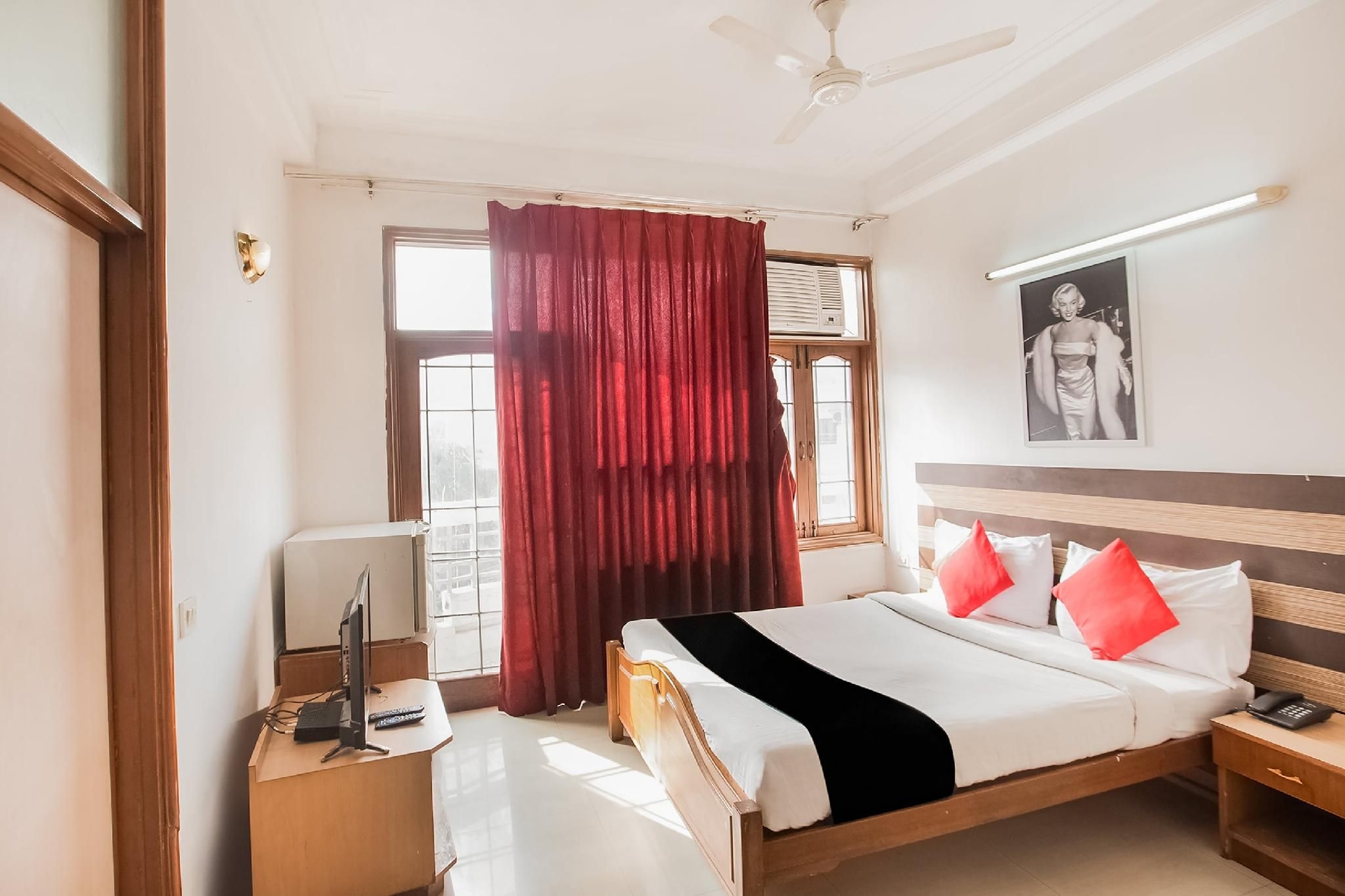 ทาวน์เฮาส์ ซันไรส์ วิลลา (Townhouse Sunrise Villa)4