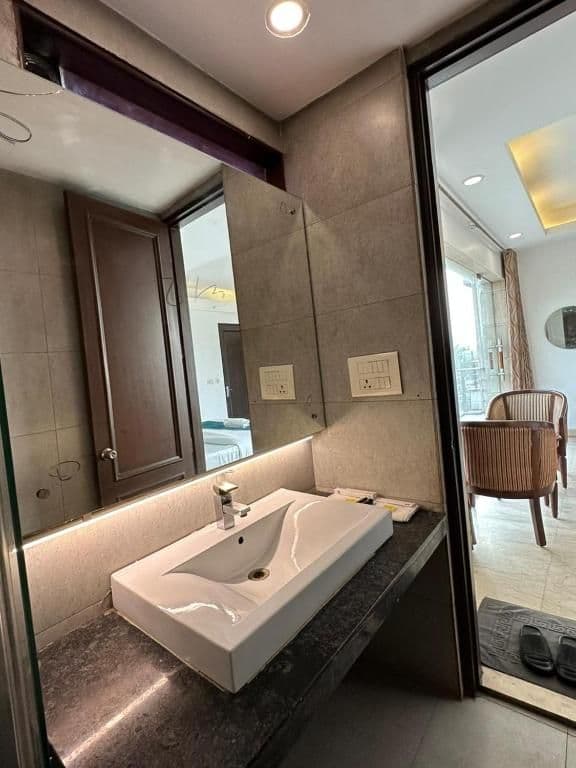 Queen Room