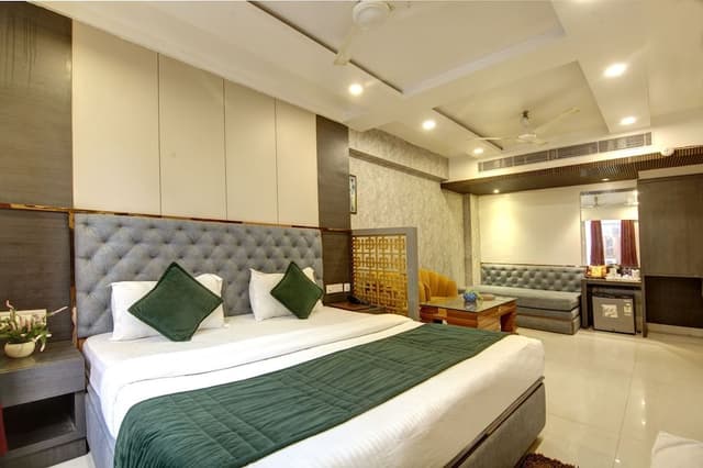 Comfort Triple Room