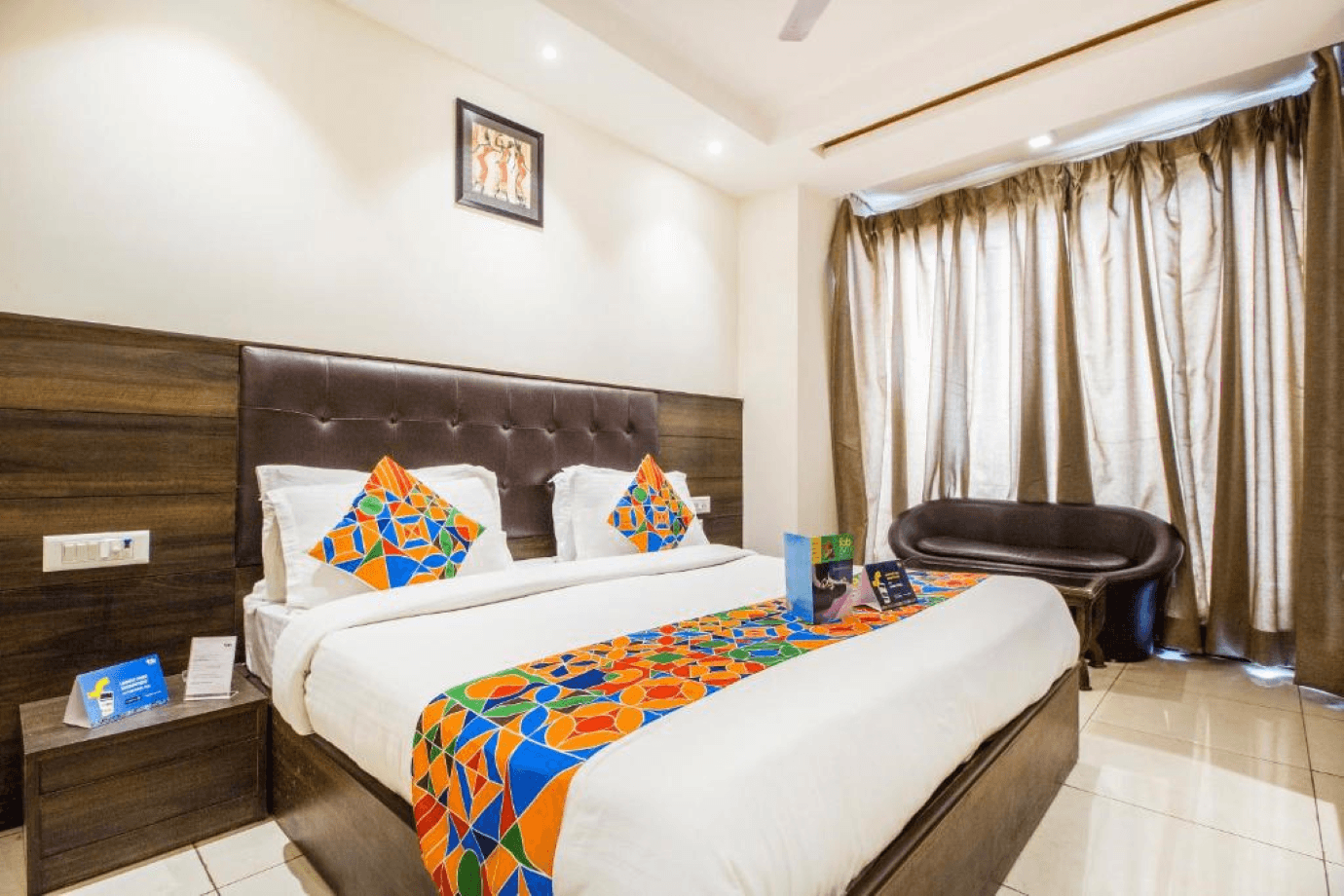 โรงแรม เลอ คอนติเนนทัล (Hotel Le Continental)2
