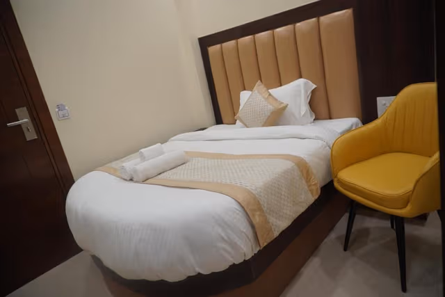 Single Room with Private Bathroom