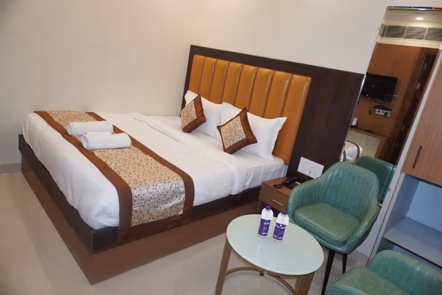 Double Room with Private Bathroom
