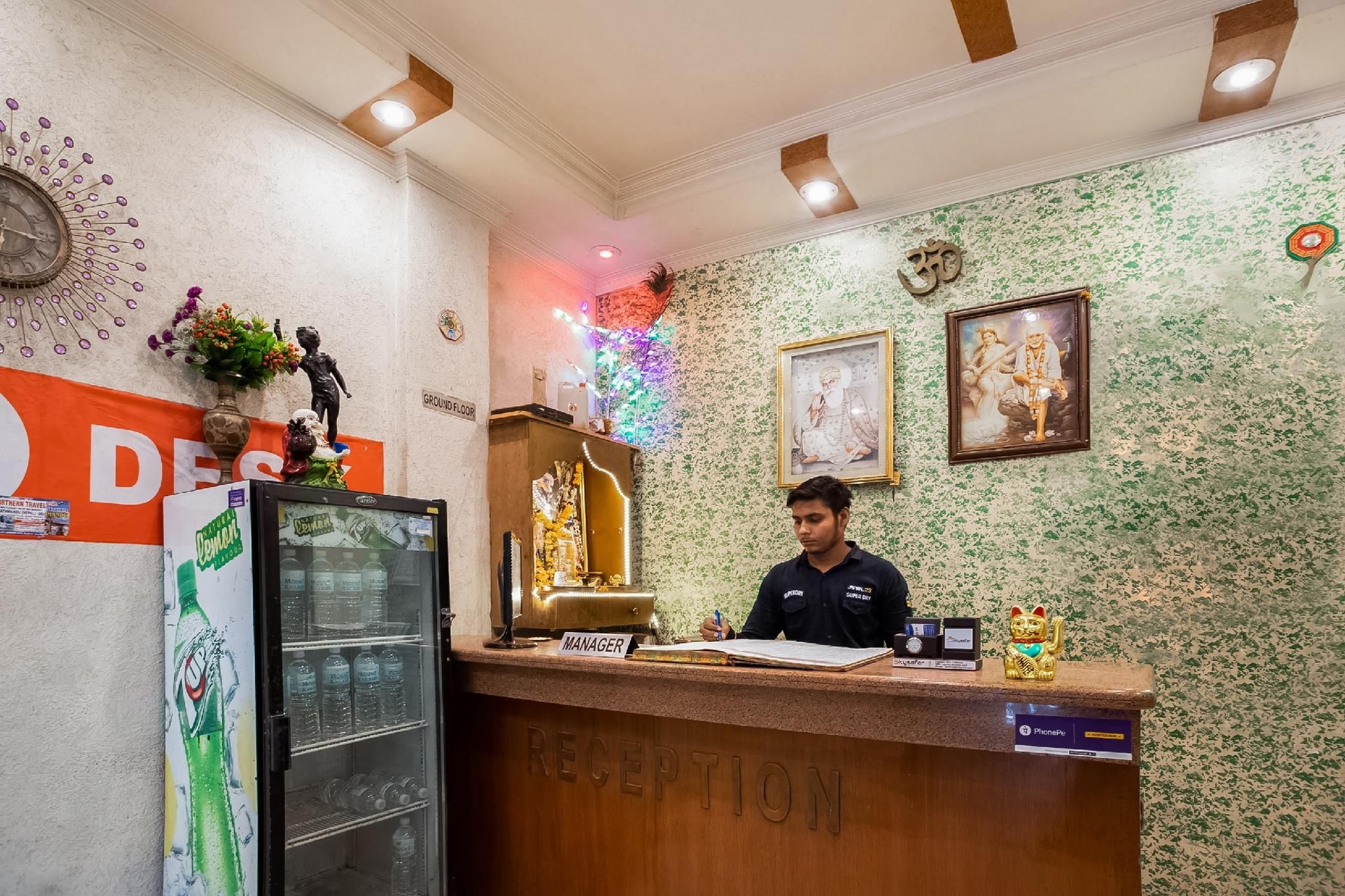 โรงแรม โอเอ็ม ปาฮาร์กาญจ์ (Hotel OM Paharganj)0