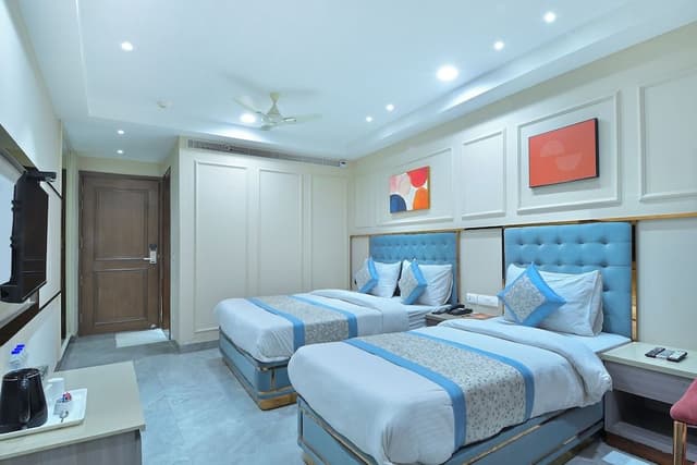 Luxury Twin Room