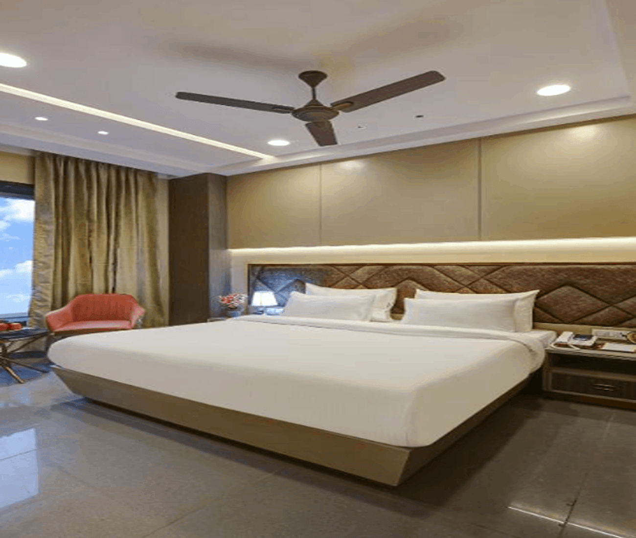 เดอะ ไวกิ้ง-ลักชัวรี ลิฟวิ่ง สเต็ปส์ อเวย์ ฟรอม นิวเดลี (The Viking-Luxury living steps away from New Delhi)3