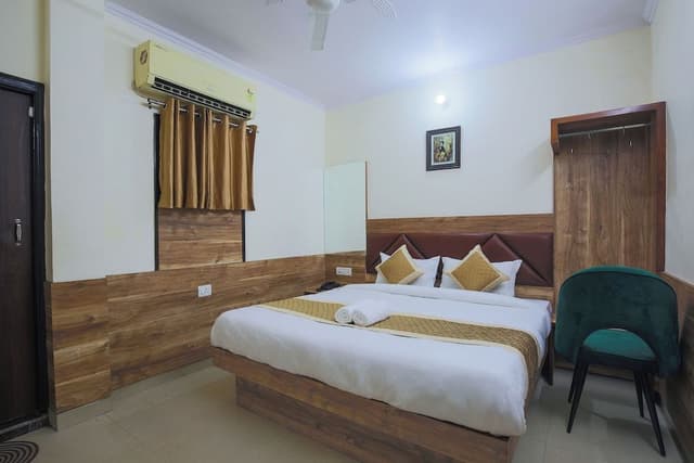 Deluxe Room with Free Wifi