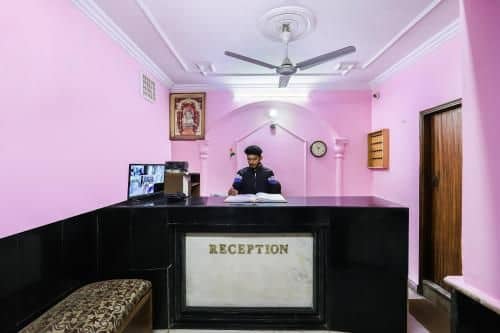 Hotel O Raj Hans Dx New Delhi Railway Station Hotel O Raj Hans Dx New Delhi Railway Station