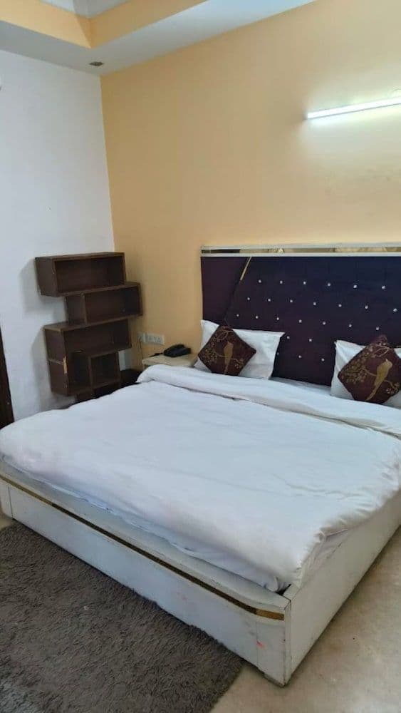 Standard Double Room, City View