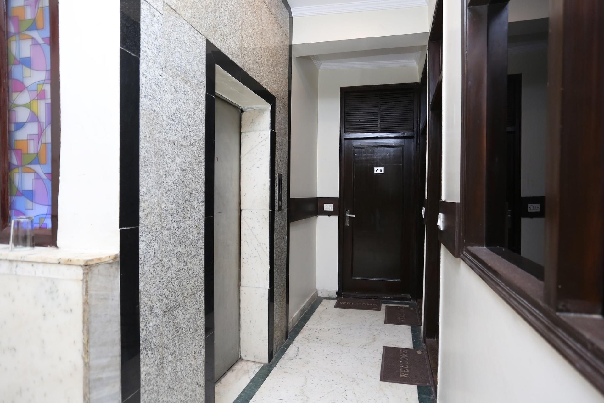โรงแรม โอ เดลี คอนติเนนทัล (Hotel O Delhi Continental)4