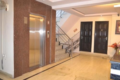 โรงแรม แอปเปิ้ล วิลล่า แอท นิวเดลี (Hotel Apple Villa @ New Delhi)0