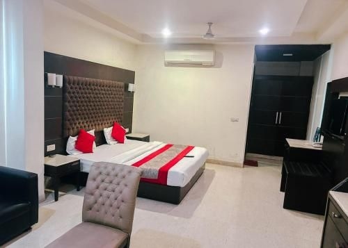 เดอะ เมโทรโพลิส เกสต์ เฮาส์ ใกล้ สถานีรถไฟใต้ดิน อาร์เค อาศรม (The Metropolis Guest House Near RK Ashram Metro Station)2