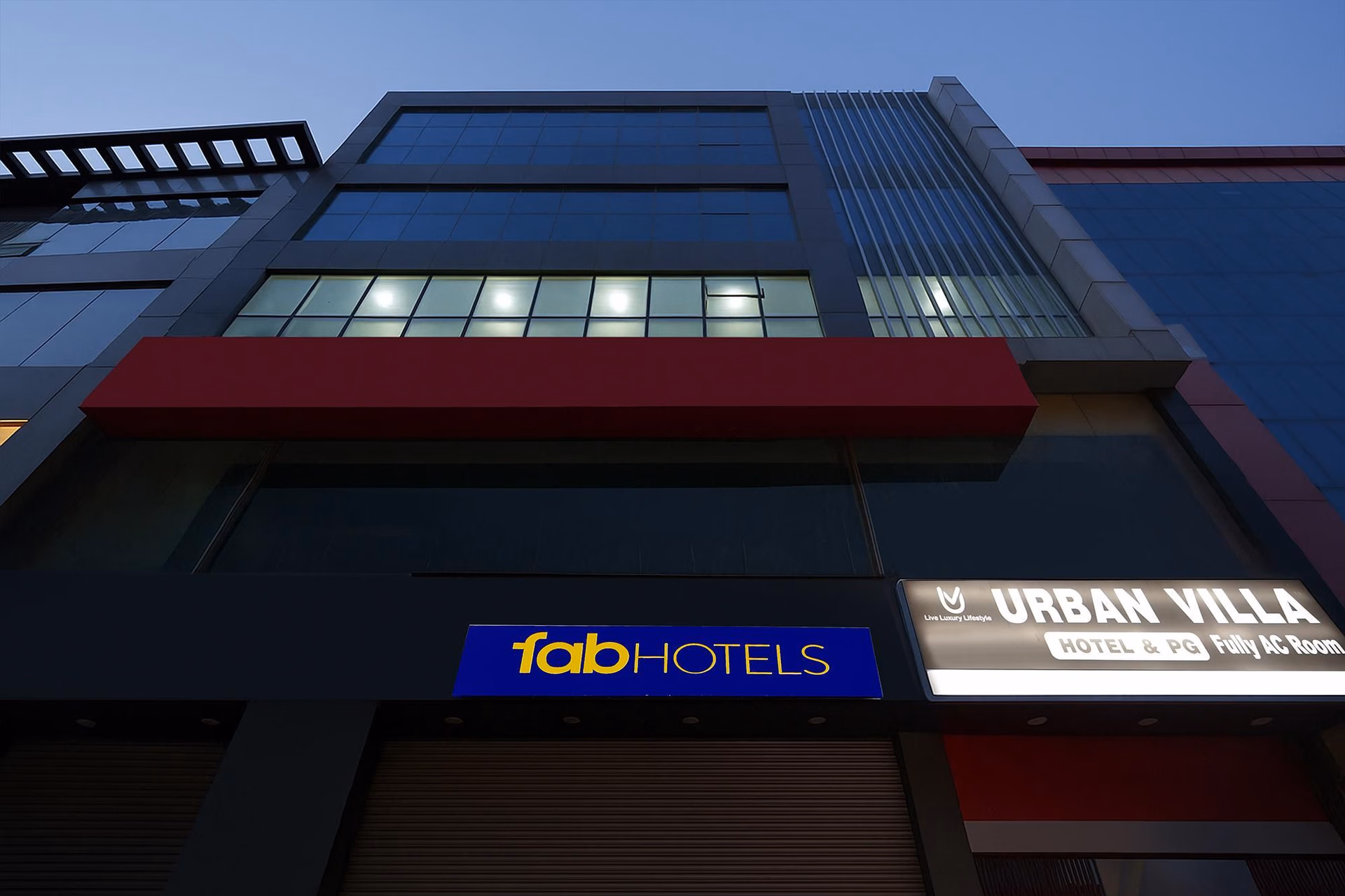 แฟบโฮเทล เออร์บัน วิลล่า (FabHotel Urban Villa)0