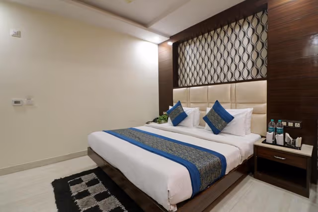 Deluxe King Room