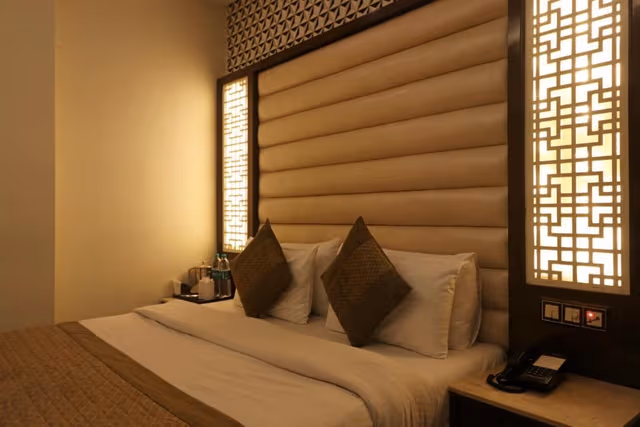 Deluxe King Room