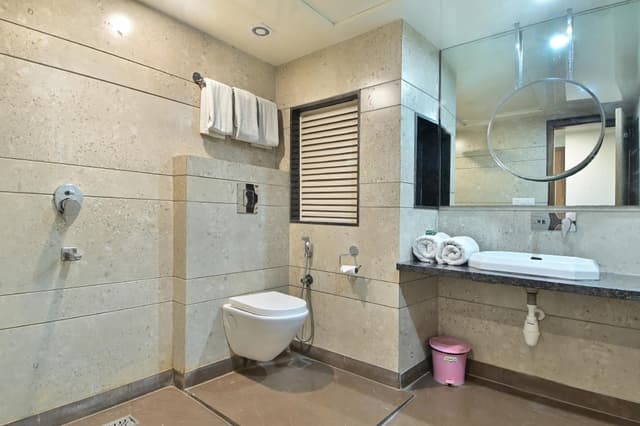 2-Bedroom Family Suite with Bathroom