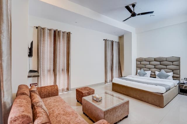Double Room