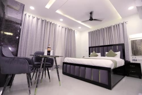 เดอะ รอยัล วิลลา - นอยดา เซกเตอร์ 70 (The Royal Villa - Noida Sector 70)2