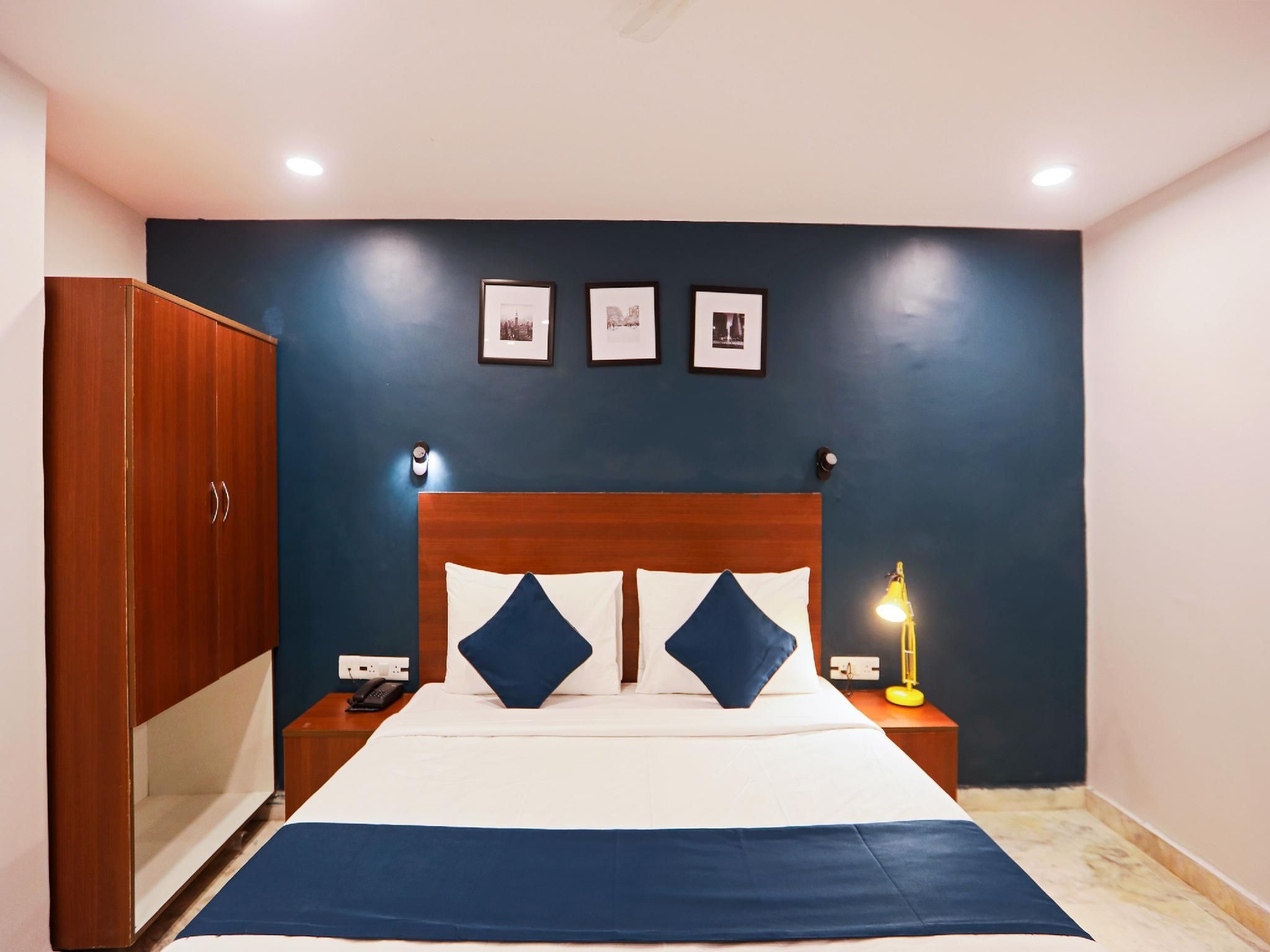 Hotel Silverkey Near Lic Building Main Rd Khoda Next to Shyam Oil3