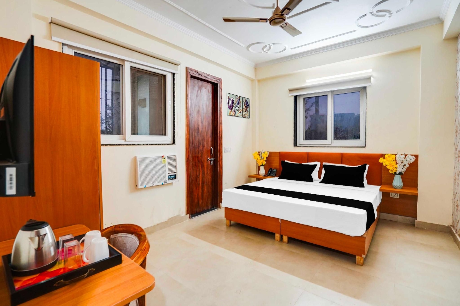 ทาวน์เฮาส์ โอ๊ค เซกเตอร์ 121 สถานีรถไฟใต้ดินนอยดา (Townhouse Oak Sector 121 Noida Metro Station)3