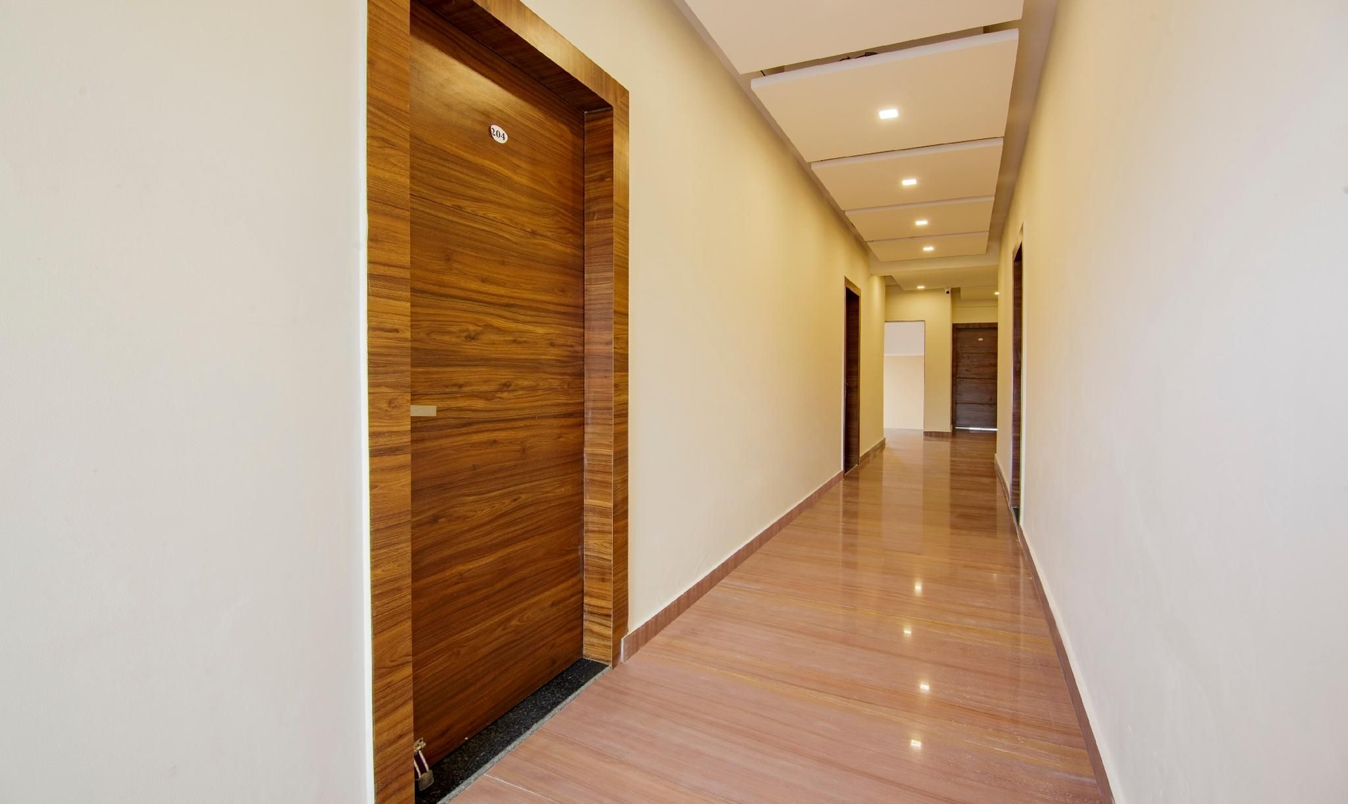 ทรีโบ แกรนด์ วิสตา - 62 (Treebo Grand Vista - 62)3