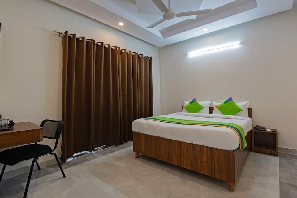 ทรีโบ แกรนด์ วิสตา - 62 (Treebo Grand Vista - 62)2