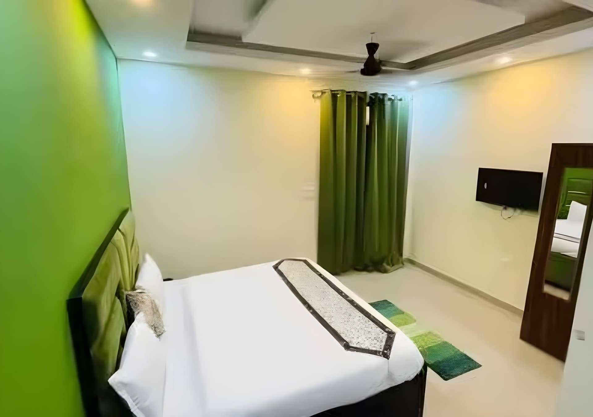 Hotel Z Imperial Couple Friendly Hotel Z Imperial Couple Friendly
