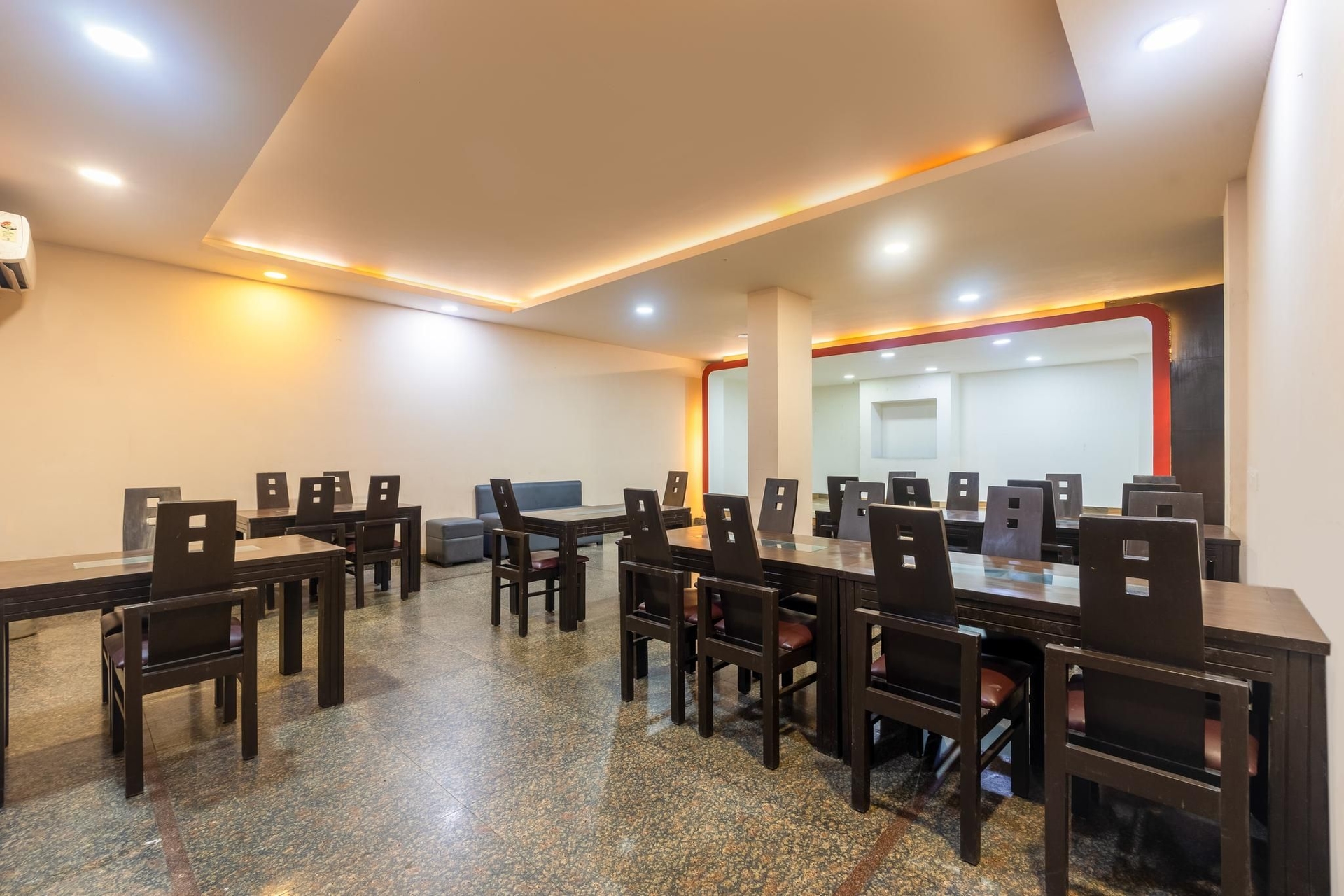 โรงแรม แอดไมร์ อินน์ นอยดา เซกเตอร์ 50 (Hotel Admire Inn Noida Sector 50)3