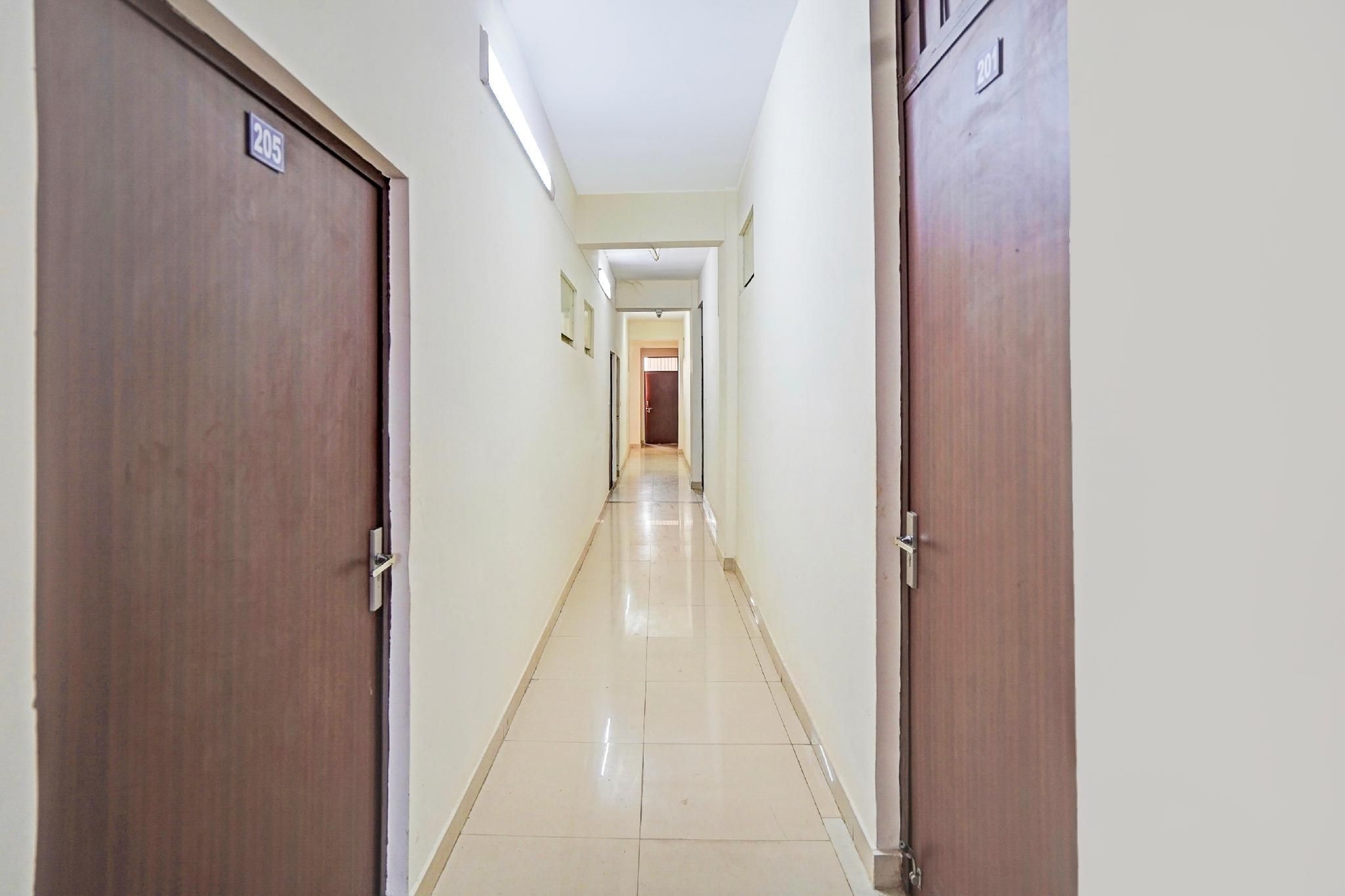 โรงแรม โอ โกลเด้น สกาย (Hotel O Golden Sky)0