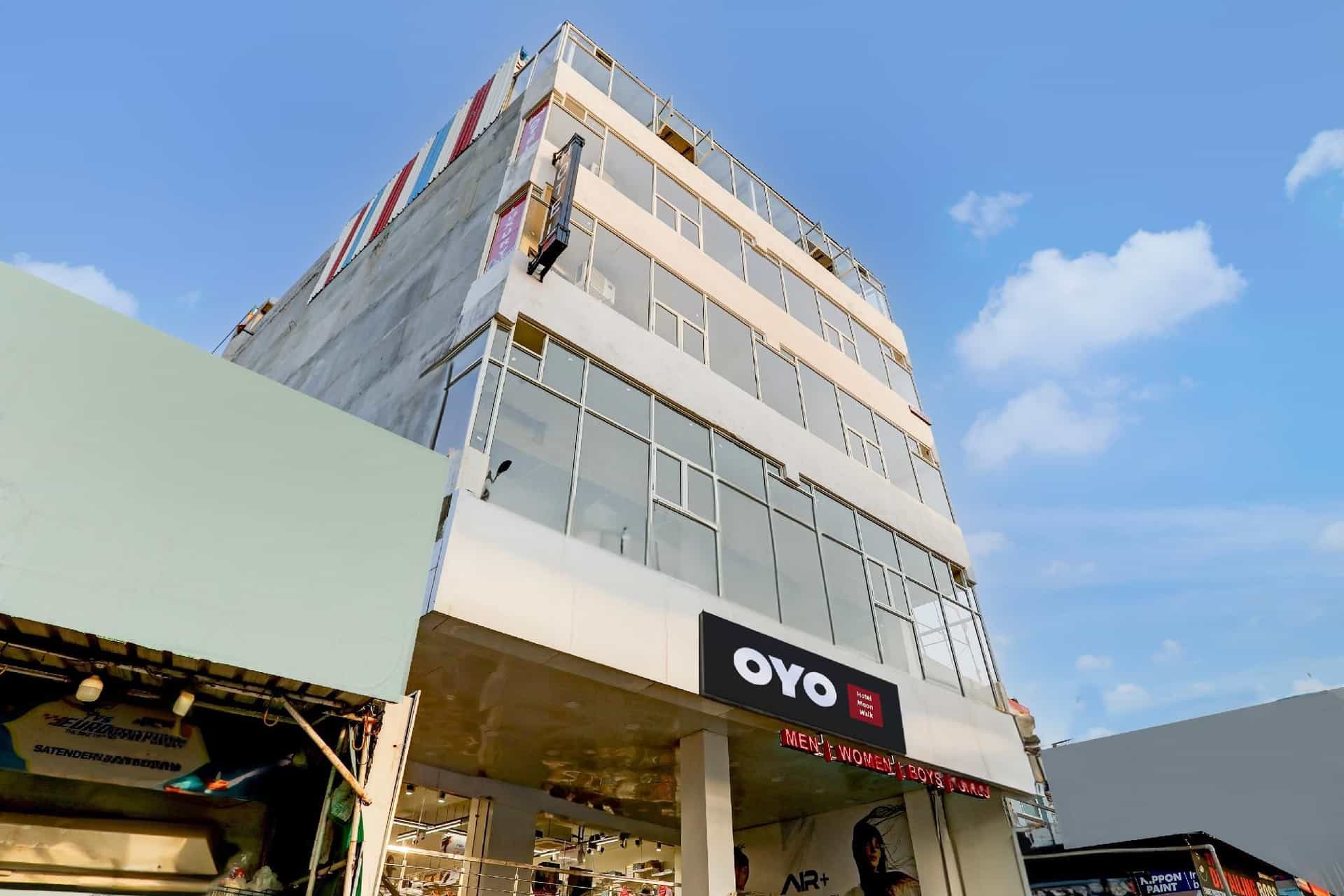 Hotel O Moon Walk