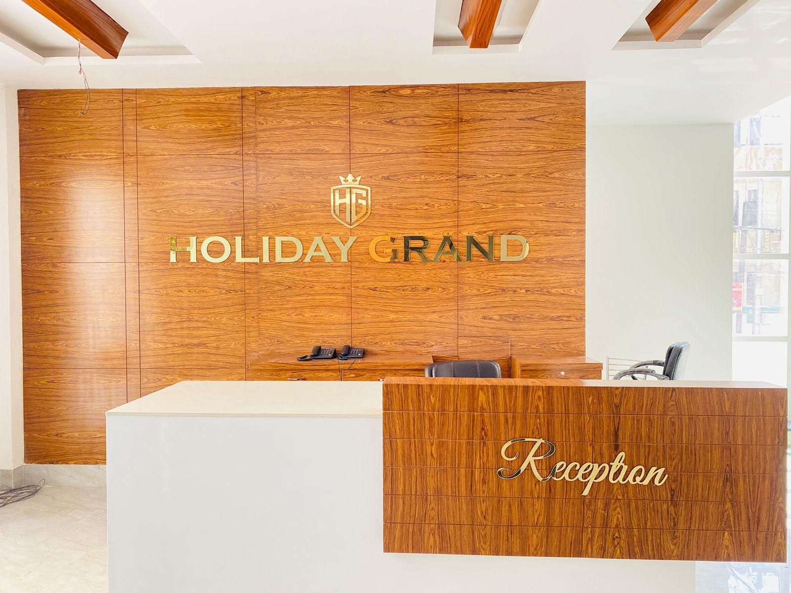 Hotel Holiday Grand2