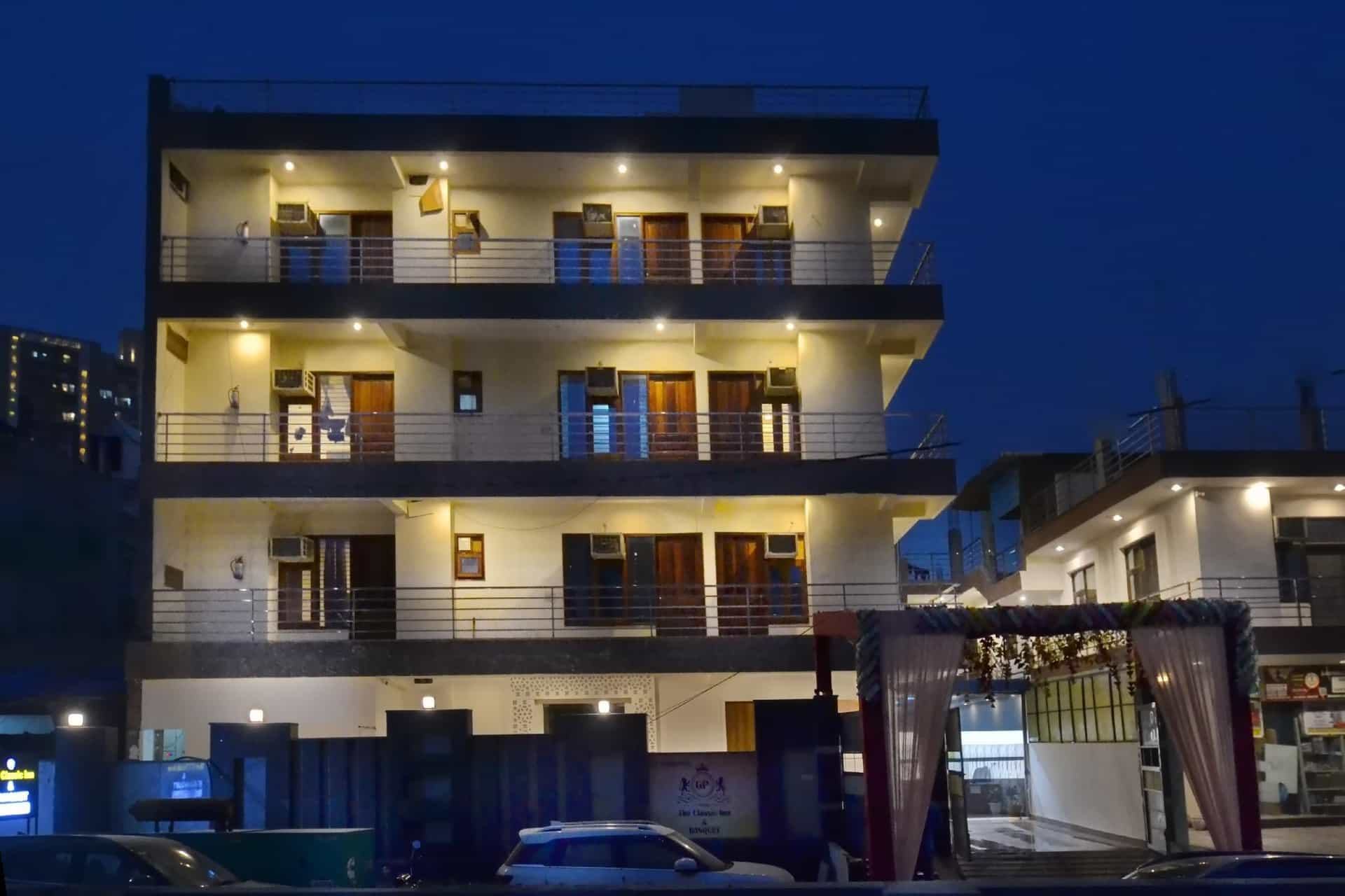 Hotel The Classic Inn Noida sector 70