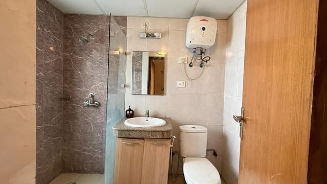 Studio Apartment 2