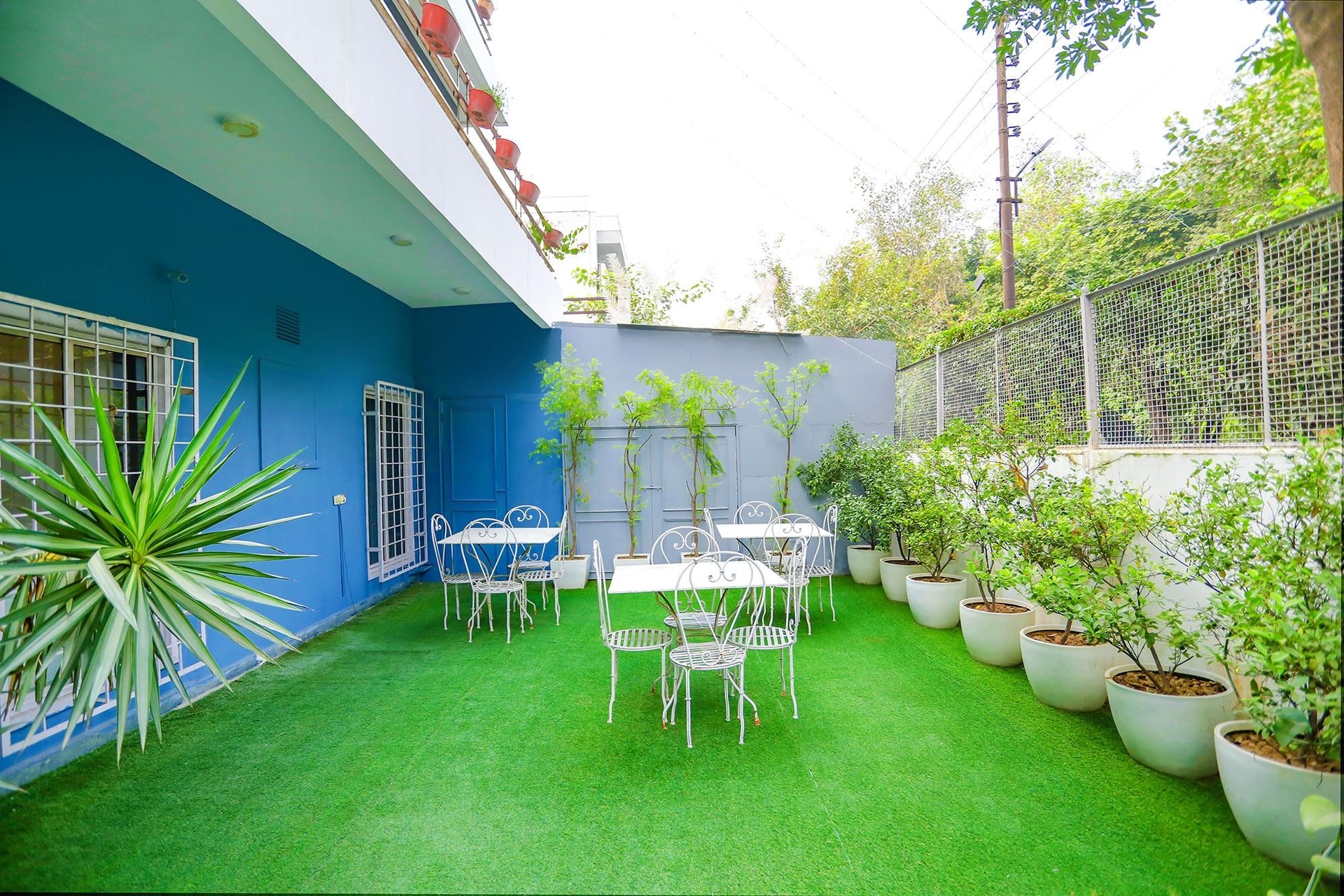 FabHotel F9 Sector 511