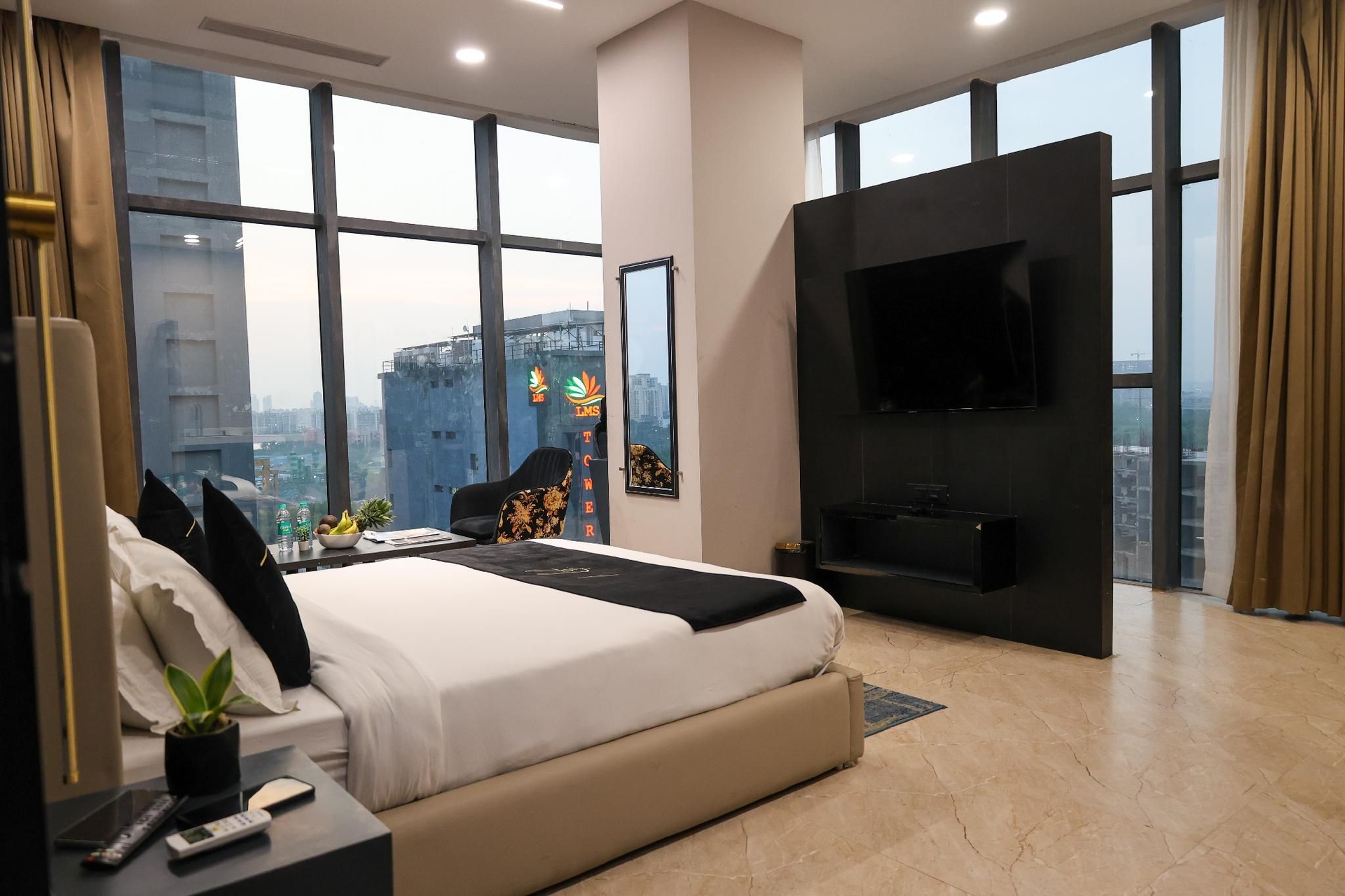 Aquila Grand Suites4