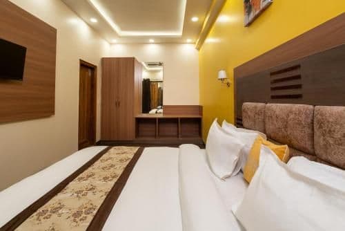 One Bed room Suite