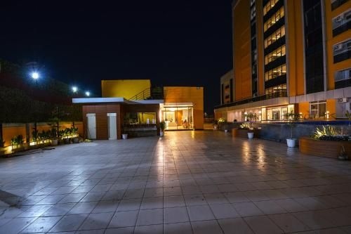 FabHotel Spectrum Metro4