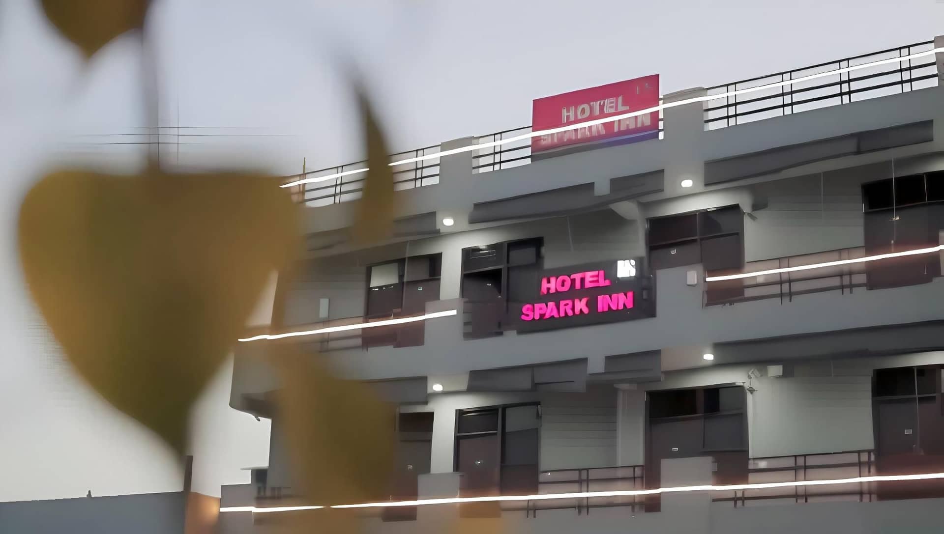 Hotel Spark Inn - Near Motherhood Hospital Hotel Spark Inn - Near Motherhood Hospital