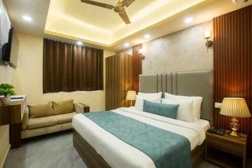 OYO Flagship 26782 Mehak Palace3