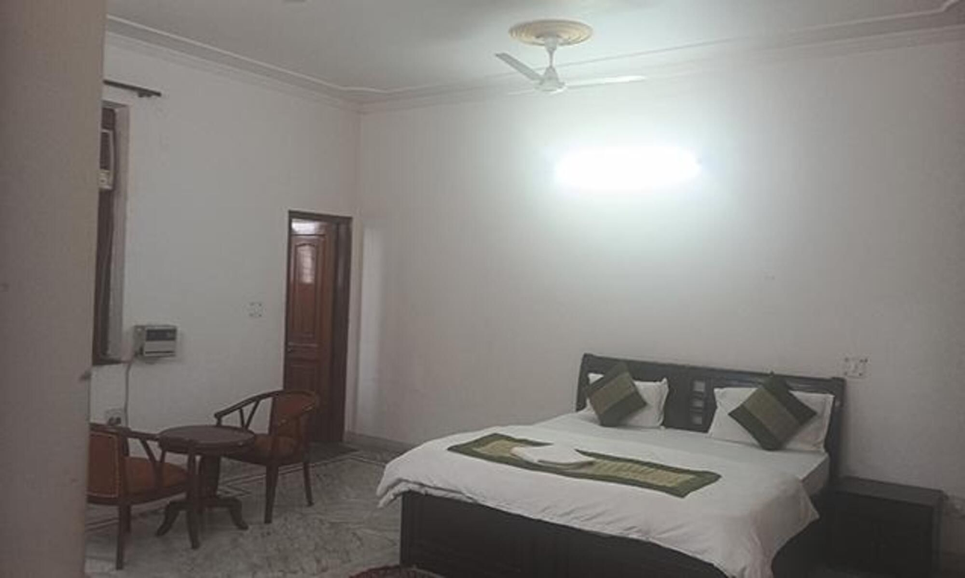 FabHotel Noida Dreamz - Spectrum mall3